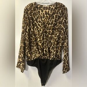 Like New! Leopard Print Long Sleeve V-Neck Bodysuit - Brown/Black